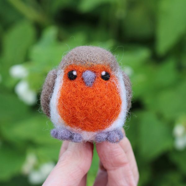 needle felted robin